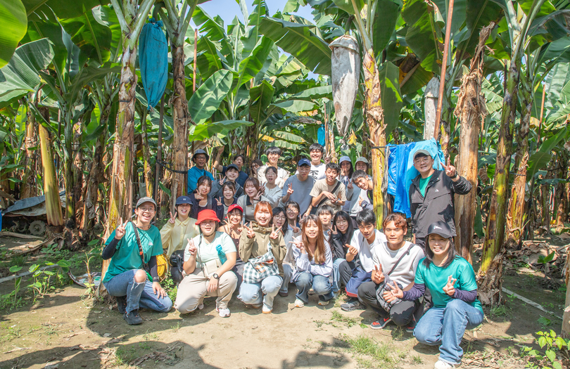 香蕉變和紙　台日跨國課程探索農廢永續新契機